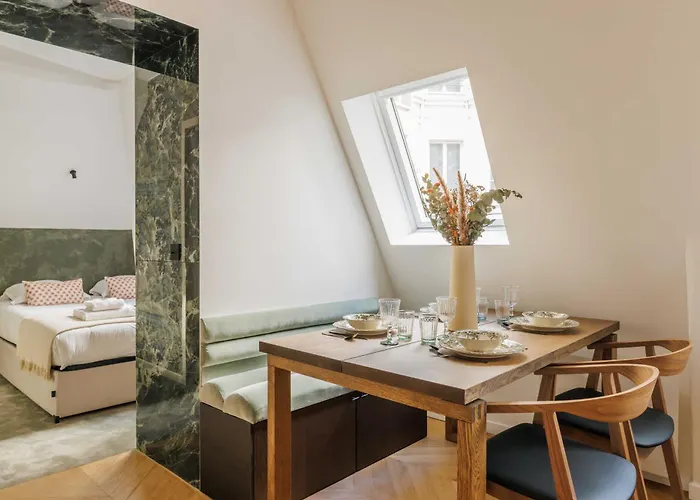 Classy St Honore - Louvre *